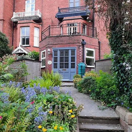 Laburnum House 度假居 惠特比